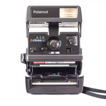 photo d'un appareil Polaroid 636 close up